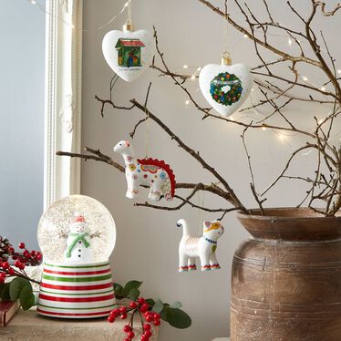 Kit Kemp Heart-Shaped Bauble - Wreath Kit Kemp Heart-Shaped Bauble - Wreath